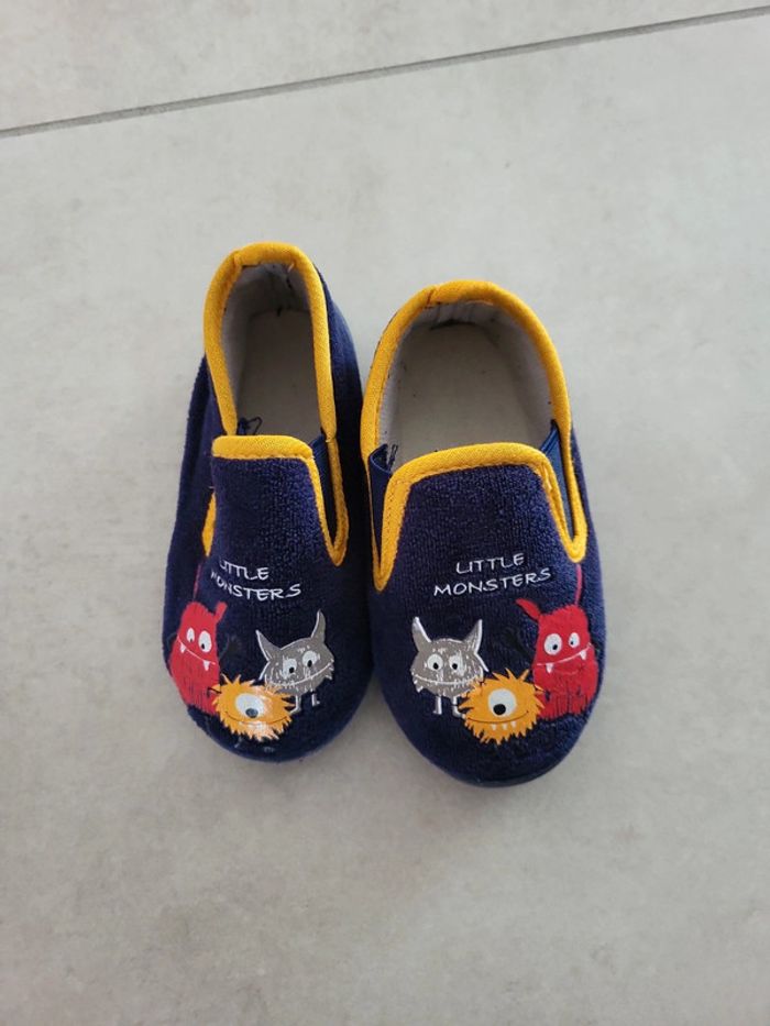 Chausson garçon taille 25