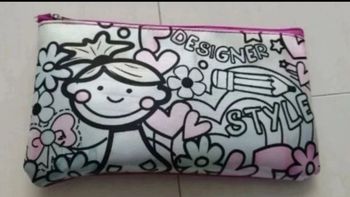 Trousse avec fournitures