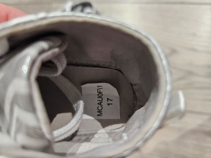 Chaussure bébé taille 17 - photo numéro 5