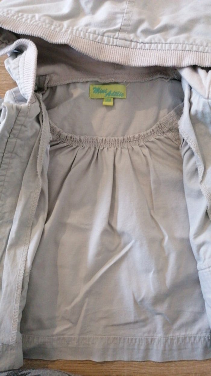 Veste grise à capuche 18 mois - photo numéro 2