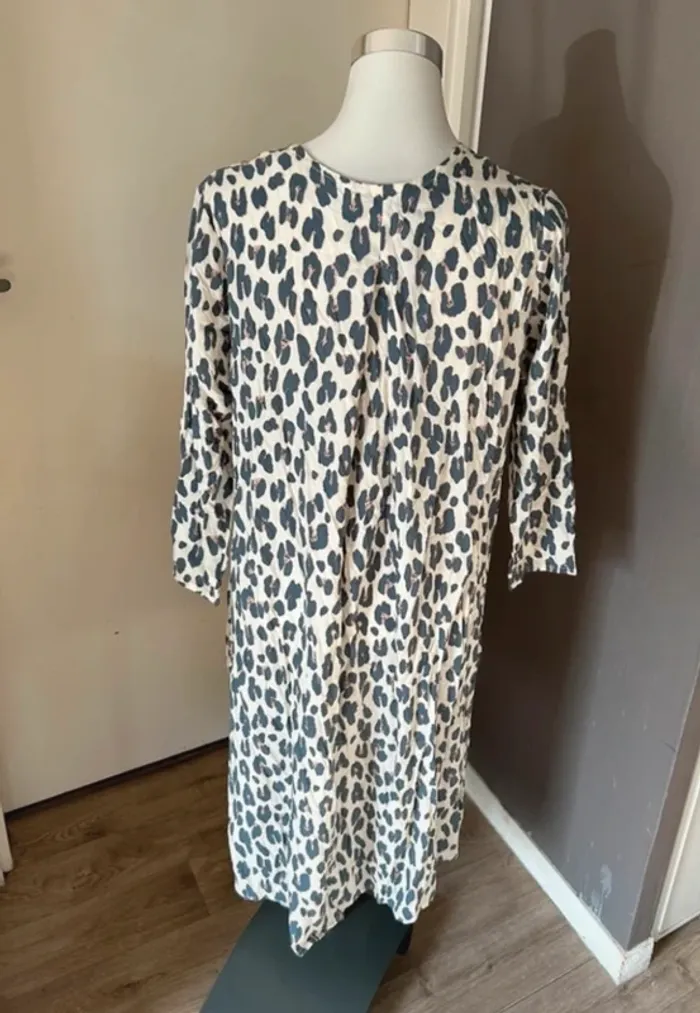 La fée Maraboutée robe longue été Oversize imprimée, tacheté léopard femme, taille 38 - photo numéro 5