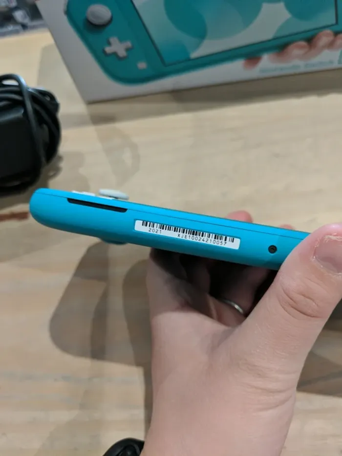 Nintendo Switch Lite Turquoise - photo numéro 7