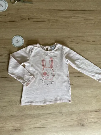 Sous pull rose pale manche longue motif lapin bébé fille 24 mois Fagottino
