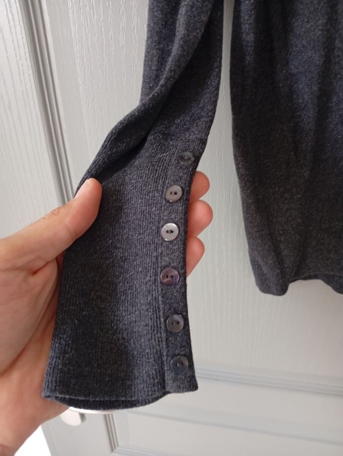 Pull col en V Zara taille L - photo numéro 3