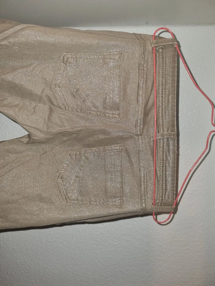 Jean t40 - photo numéro 3