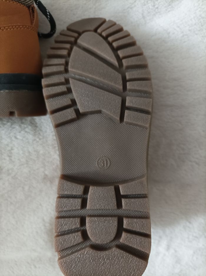 Chaussures garcon taille 31 - Neuves - photo numéro 2