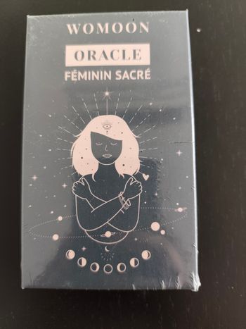 Oracle feminin sacré womoon neuf sous blister