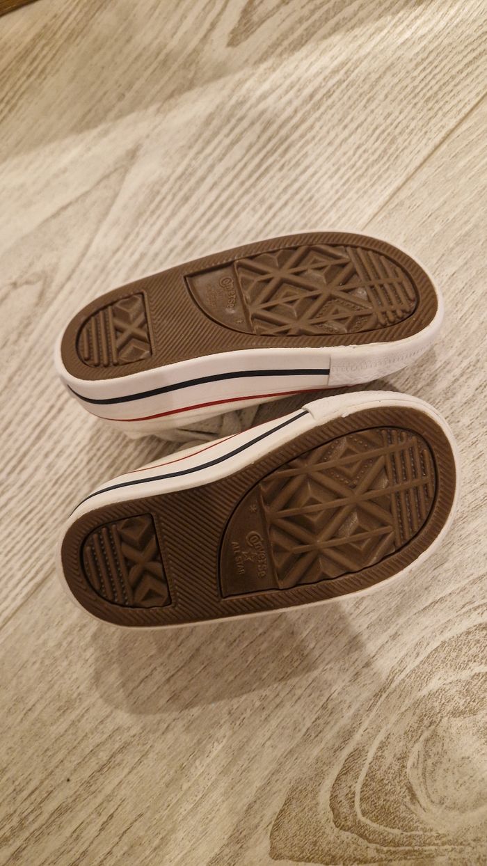 Converse basse blanche all star Pointure 20 - photo numéro 5