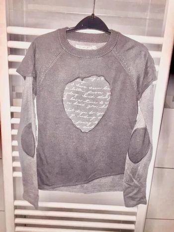 Pull Teddy Smith taille 12 ans en tbe à 4 euros