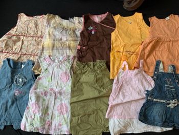 Lot 10 robes été 12 mois