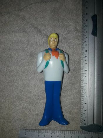 Scooby doo figurine