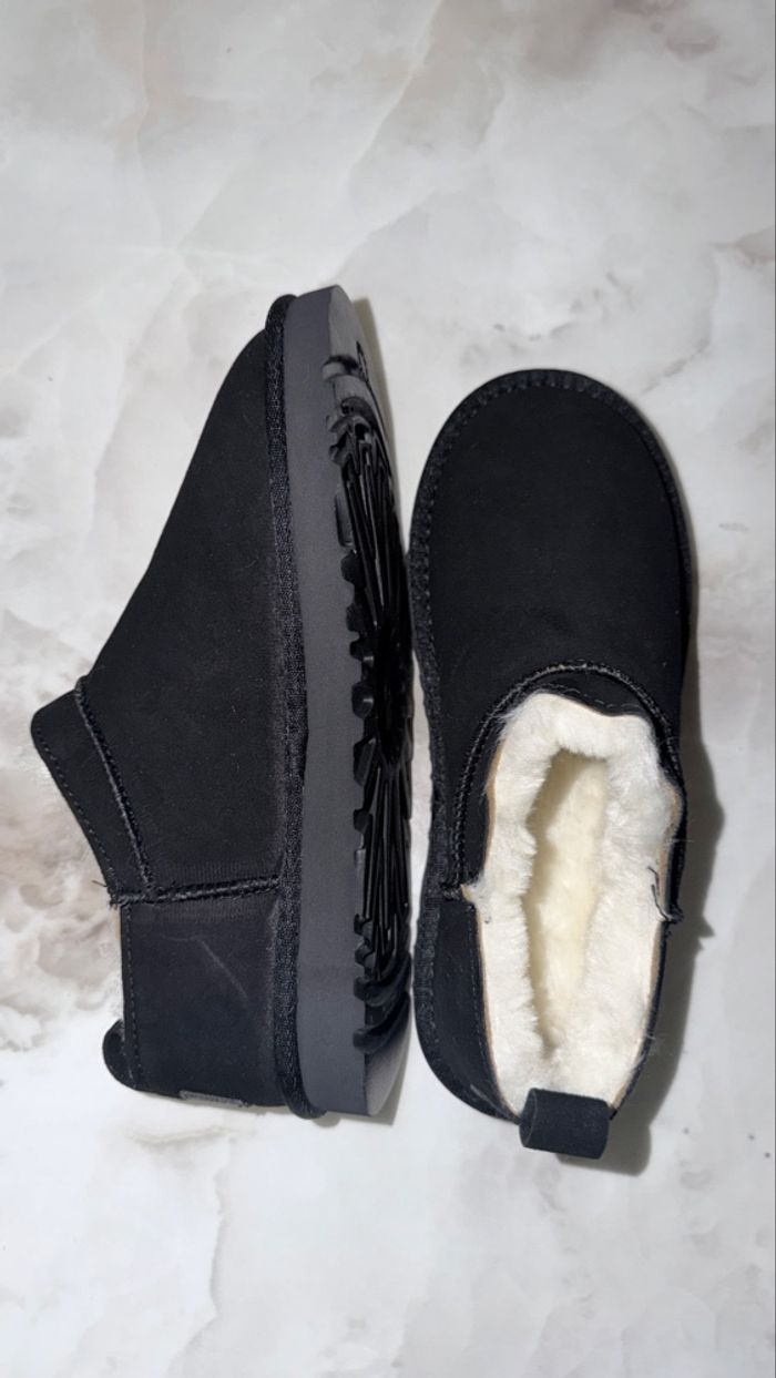 Mini-micro ugg noir - photo numéro 7