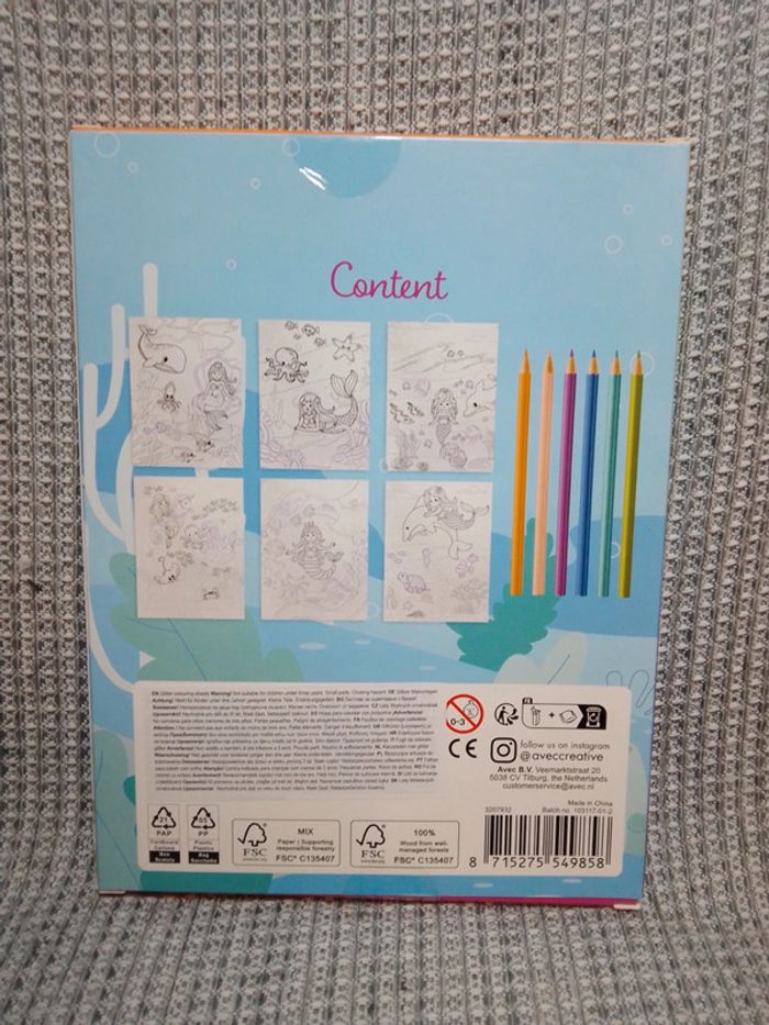 6 cartes pailletées à colorier + crayons "Sirènes" - photo numéro 7