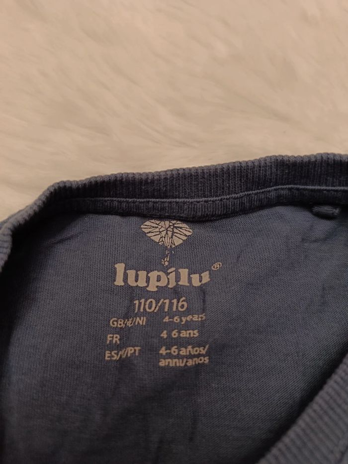 2€ t-shirt manches longues étoiles T 4 / 6 ans Lupilu - photo numéro 4