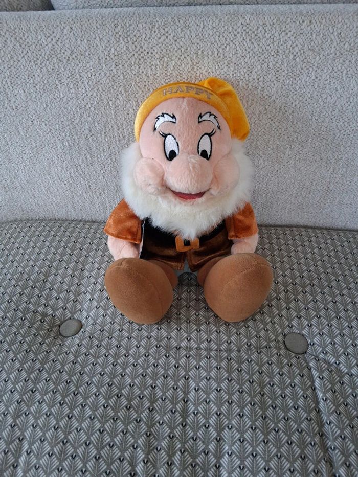Peluche Joyeux des 7 nains de Blanche Neige - photo numéro 3