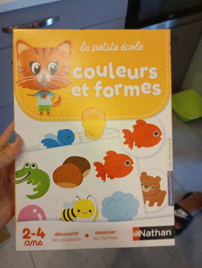 Jeu couleurs et formes