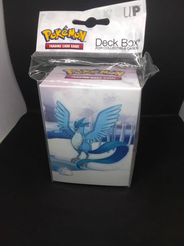 Pokemon deck box artikodin