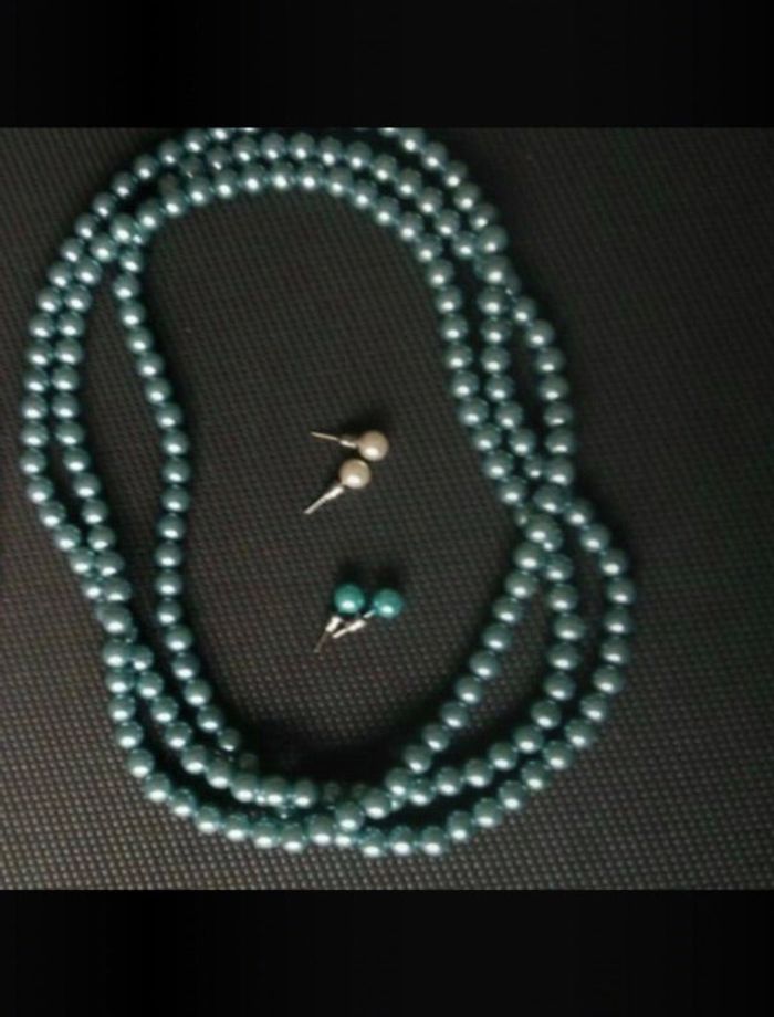Lot Collier de perles turquoise avec boucles en perle