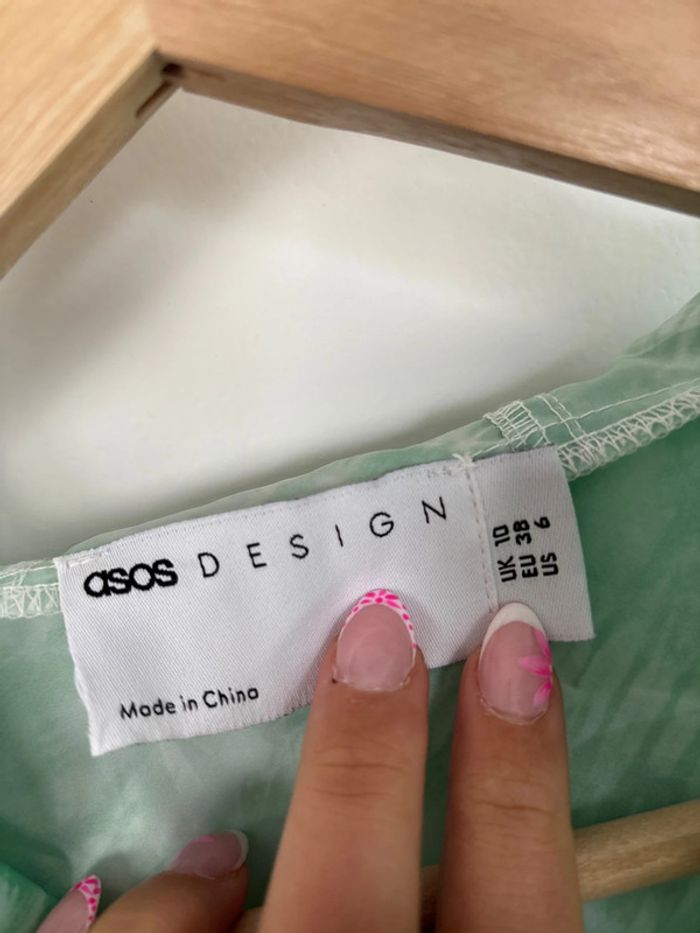 k way vert et blanc Asos taille 38 M - photo numéro 2