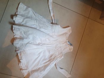 Robe blanche 12 mois