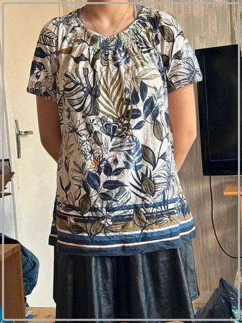 TEE shirt motif floral taille 40 marque canda