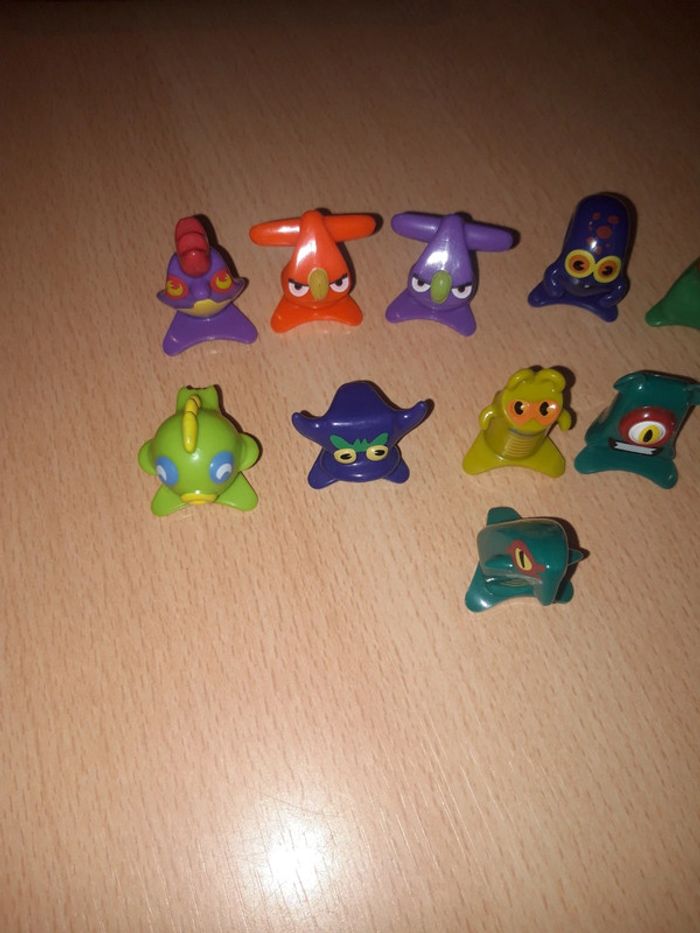 12 figurines Star monsters - photo numéro 3
