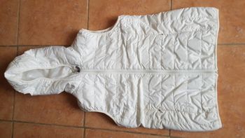 Veste à capuche sans manche 38 blanche CC Fashion