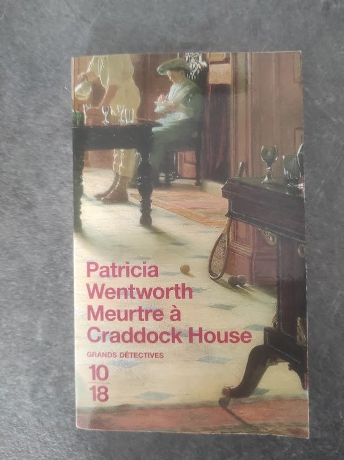 Meurtre à Craddock House Patricia Wentworth 10/18 Grands Détectives 2004