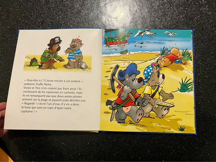 Livre les aventures de Victor et les pirates - photo numéro 9