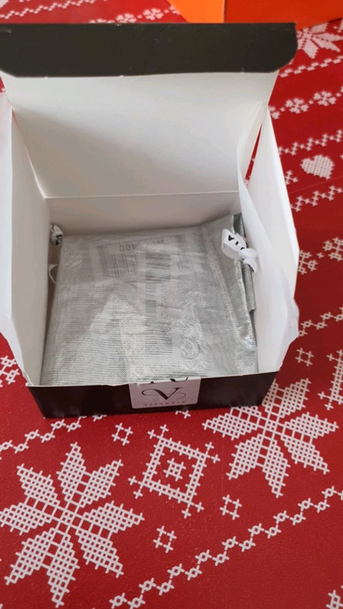 Pendentif bijoux Victoria - photo numéro 4