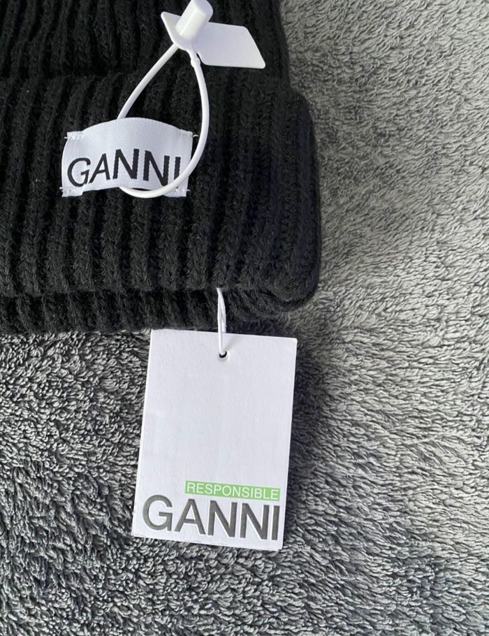 Bonnet Ganni - photo numéro 2