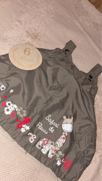 Robe de bébé 