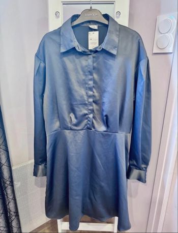 Robe satin bleu femme Neuve Pimkie taille 44 