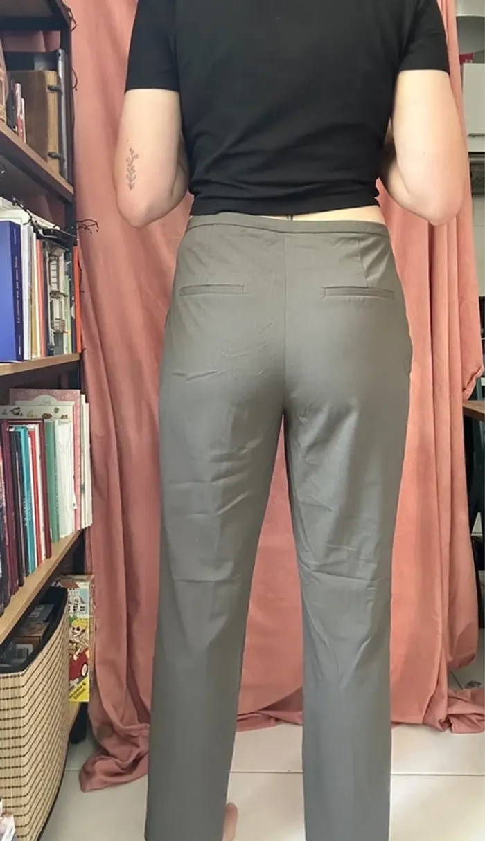 Pantalon H&M vert foncé - photo numéro 2
