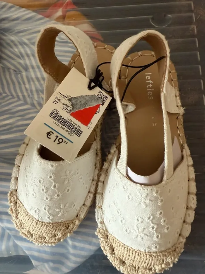 Espadrilles enfants taille 27 - photo numéro 2