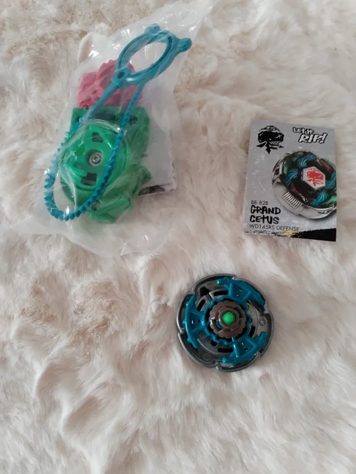 Toupie Beyblade Métal Master - photo numéro 3