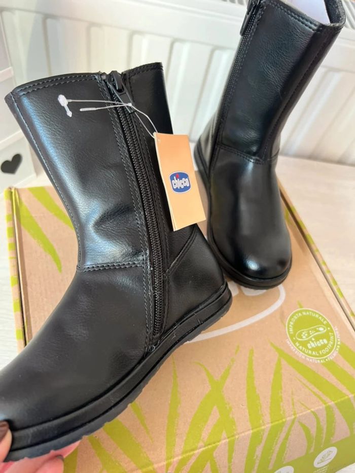 Bottes noires Chicco 27 neuves - photo numéro 2