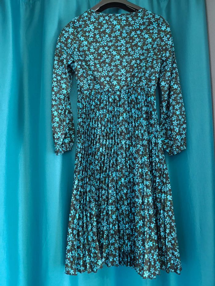 Robe longue noire fleurs bleu neuve taille M - photo numéro 7