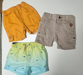 Lot de 3 shorts taille 6 mois