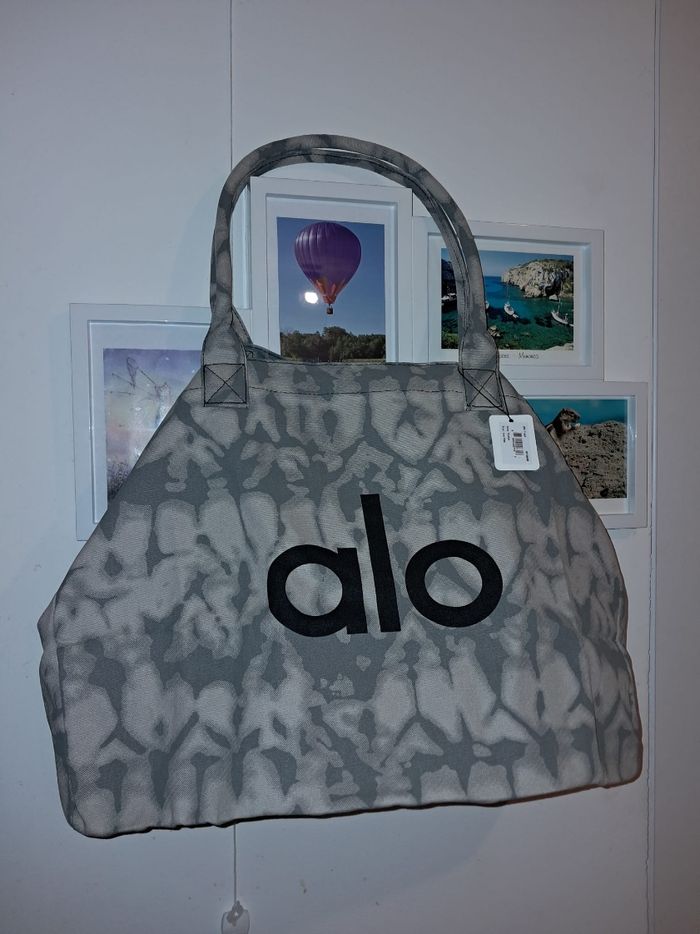 Sac de sport Alo Yoga - photo numéro 2