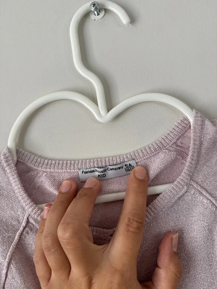 👚 Gilet à boutons - fille -5 ans - fashion privâtes company -110 cm - très bon état - photo numéro 3