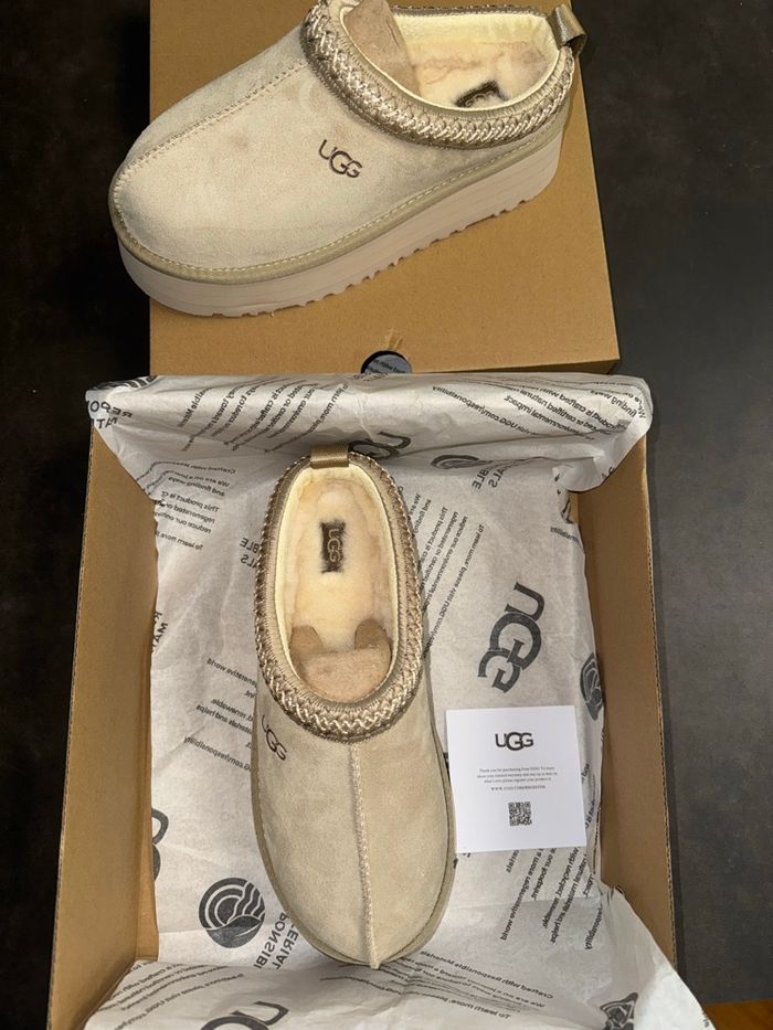 UGG Tazz Mustard Seed / Beige / Cream - photo numéro 3