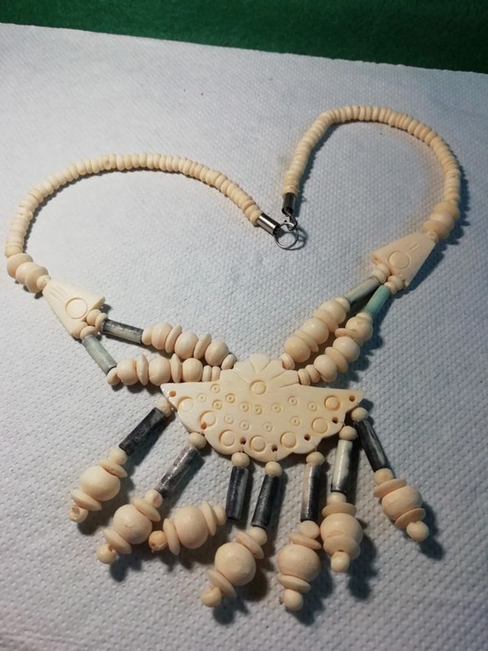 Collier fantaisie ethnique - photo numéro 2