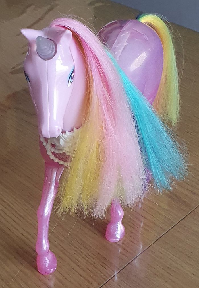 Barbie dreamtopia avec licorne - photo numéro 7