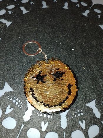 Porte clé Emoji à sequin réversible