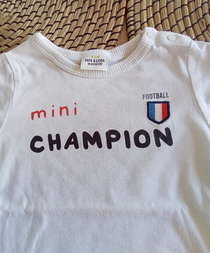 Tee shirt blanc manches courtes TAO taille 18 mois - photo numéro 3