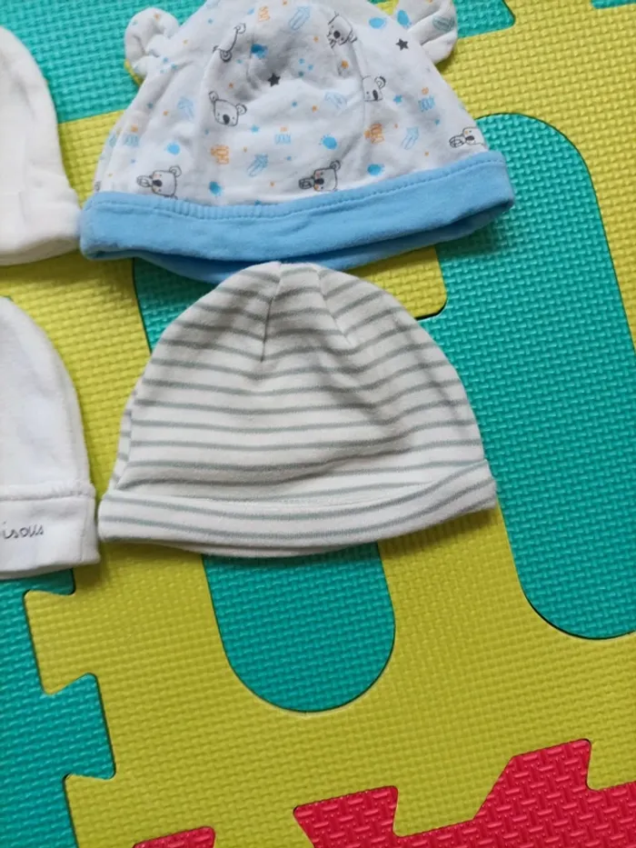 Lot de bonnets naissance - photo numéro 5