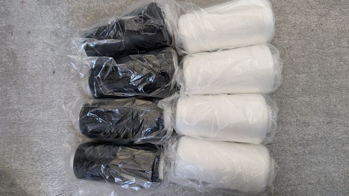 Lot de bobines de fil pour surjeteuse / surfilage - photo numéro 5