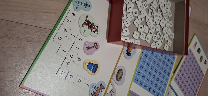🧩 Jeu de lettres Ravensburger – Très bon état – Jeu éducatif 5 ans et + - photo numéro 7