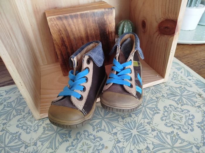 Chaussure bébé garçon p.21 - photo numéro 5